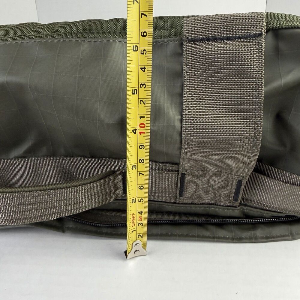 The North Face Base Camp Voyager 32L Duffel Bag Taupe Green Backpack - Picture 13 of 16